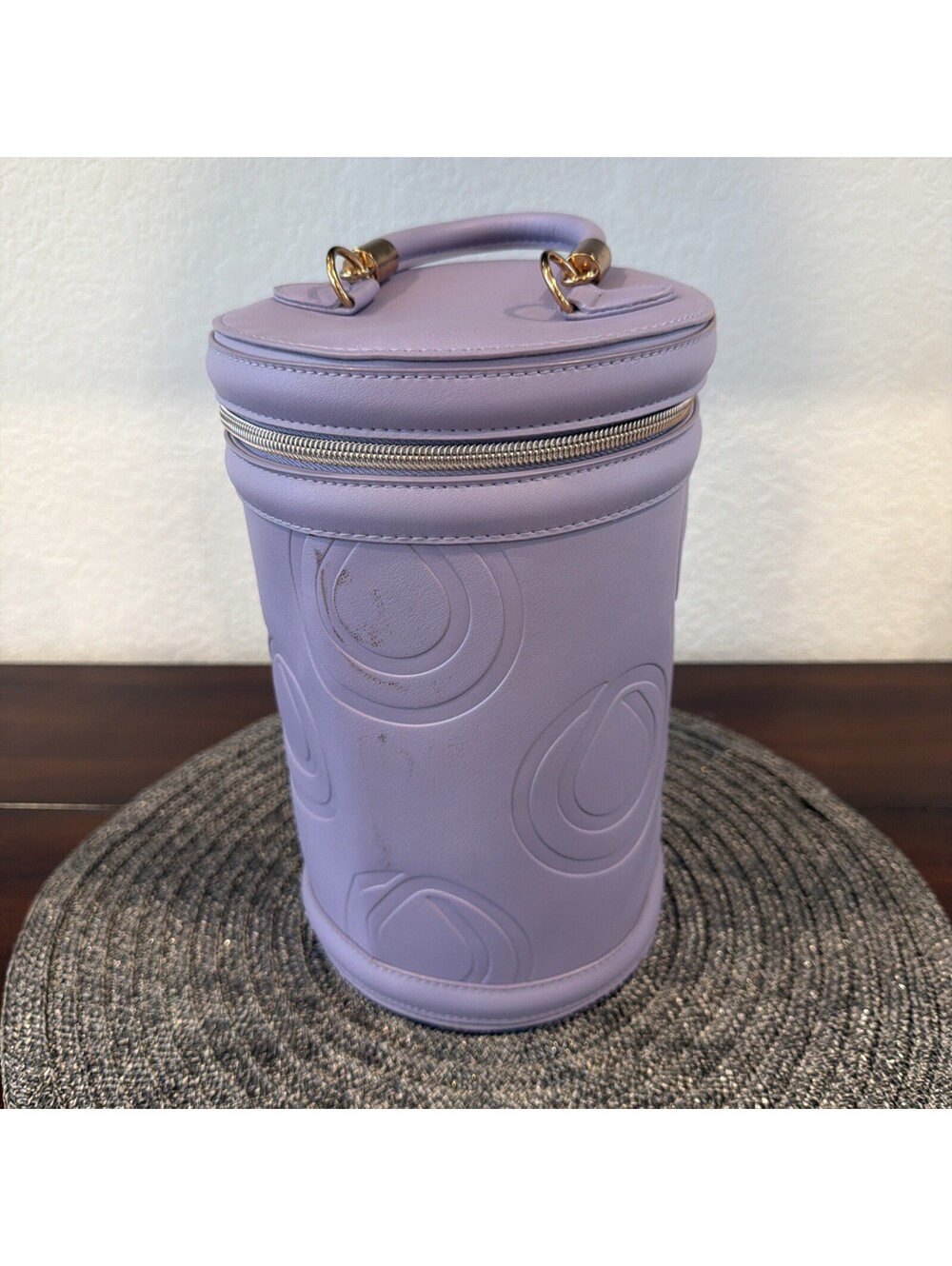Monat Womens OS Travel Vanity Case Lavender Purple Embossed Logo Gold Hardware
